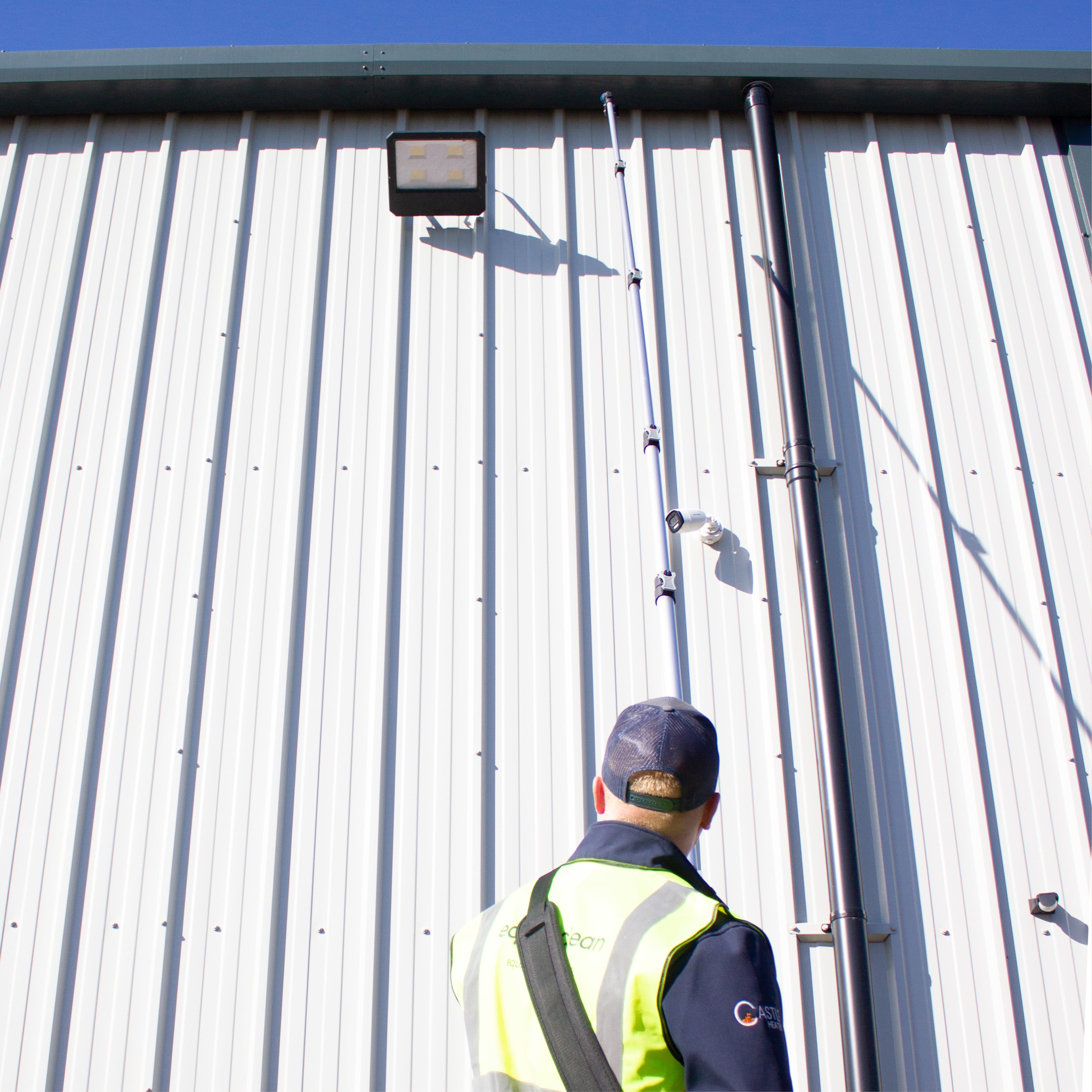 AquaReach Pro 5.4m (18') LIGHTWEIGHT Telescopic Lance with FREE HARNESS