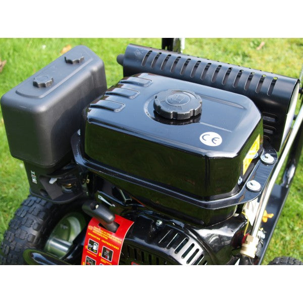 Grade A Kiam KM3700P Petrol High Pressure Washer Jet Cleaner (14HP)