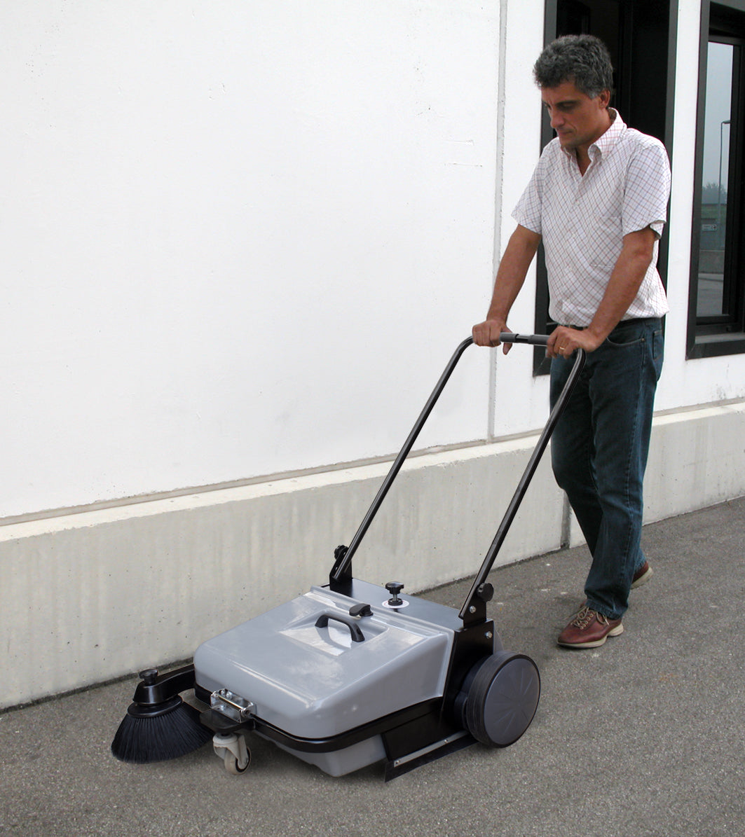 Lavor BSW 651 M Walk-Behind Sweeper